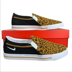 Brand new in box Leopard Nike Legacy Court